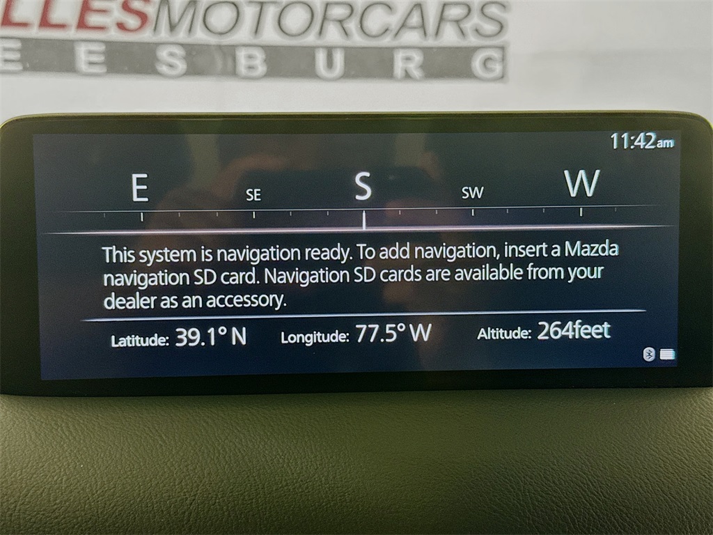 Vehicle image 20 of 33