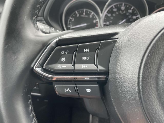 Vehicle image 31 of 41