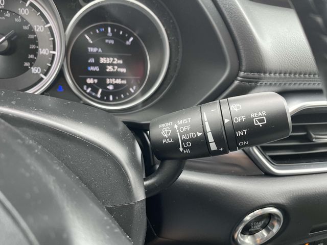 Vehicle image 32 of 41