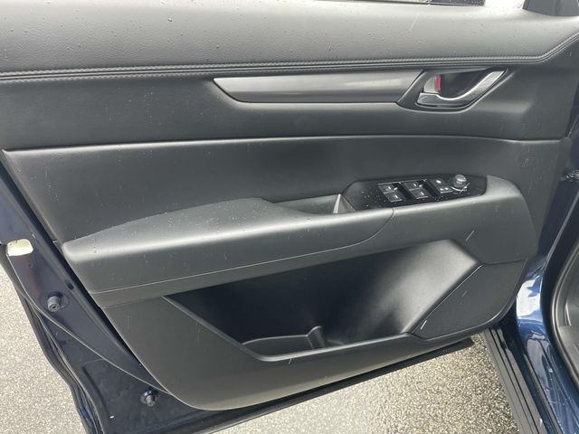 Vehicle image 19 of 41