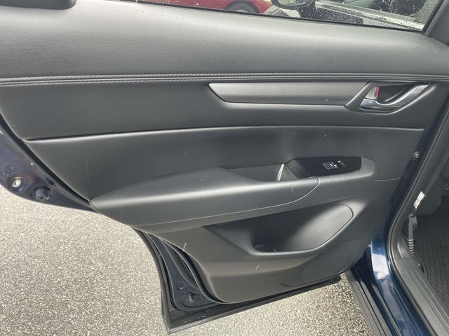 Vehicle image 18 of 41