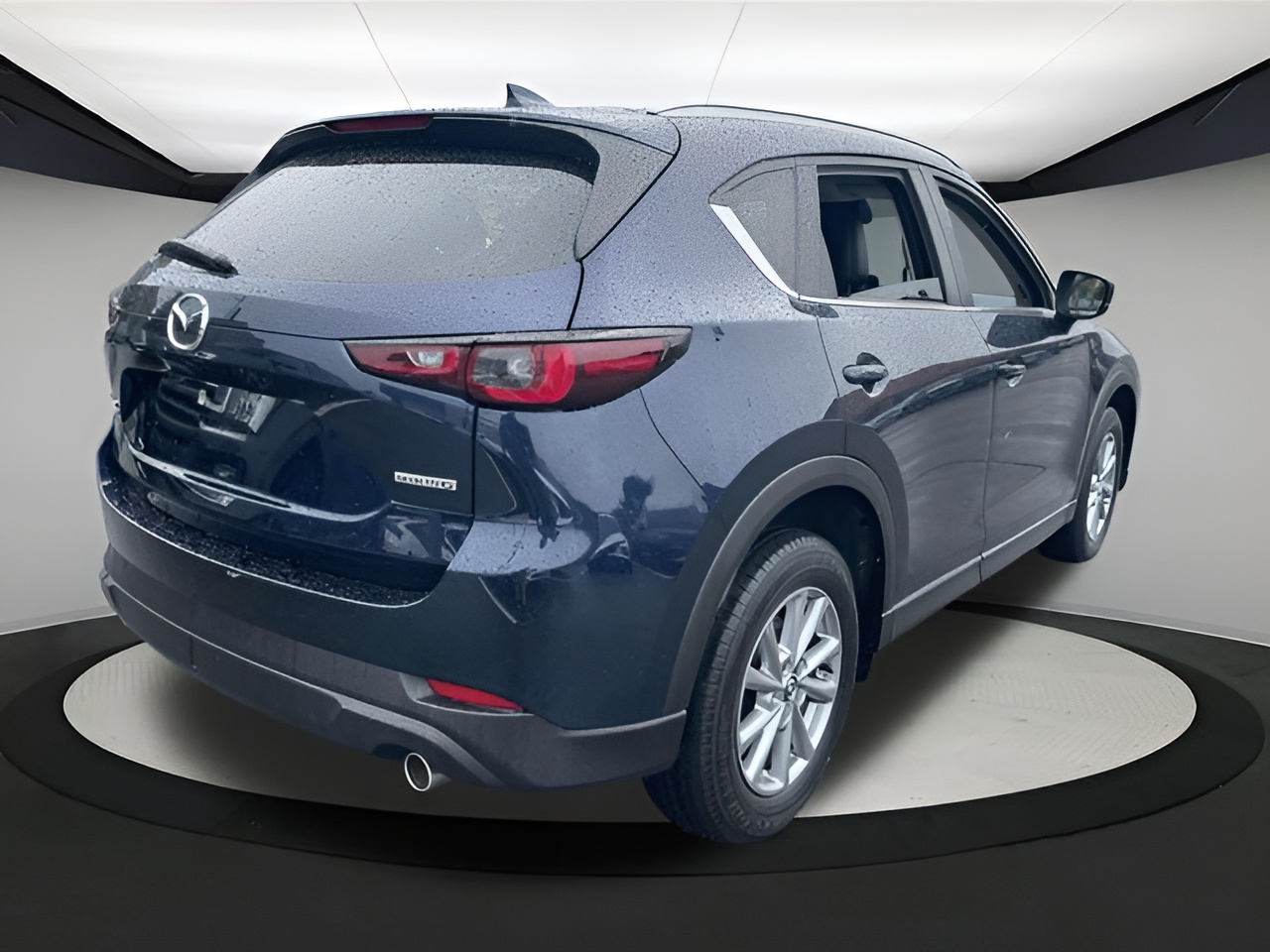 Vehicle image 38 of 41