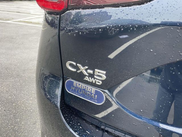 Vehicle image 10 of 41