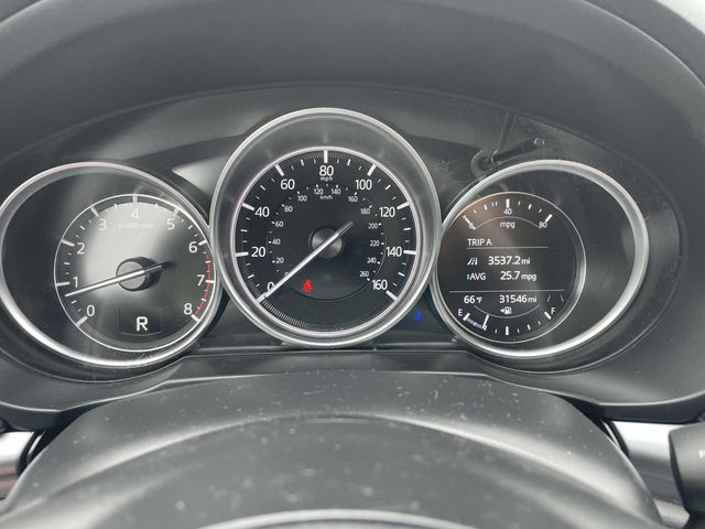 Vehicle image 34 of 41