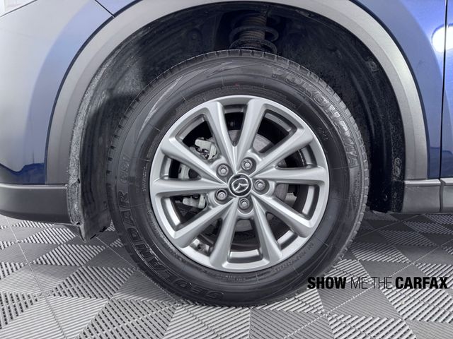 Vehicle image 9 of 40