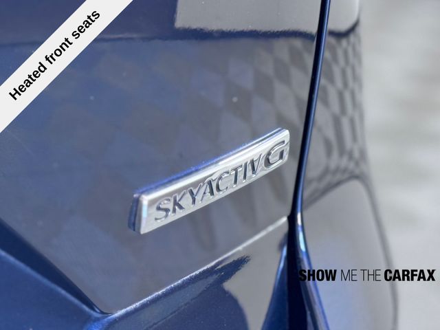 Vehicle image 21 of 40