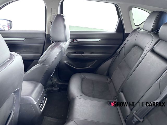 Vehicle image 12 of 40
