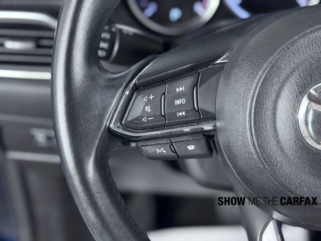 Vehicle image 15 of 40