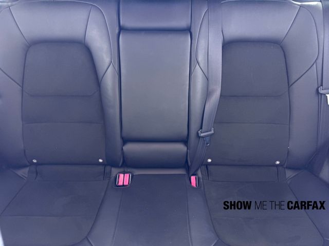 Vehicle image 14 of 40