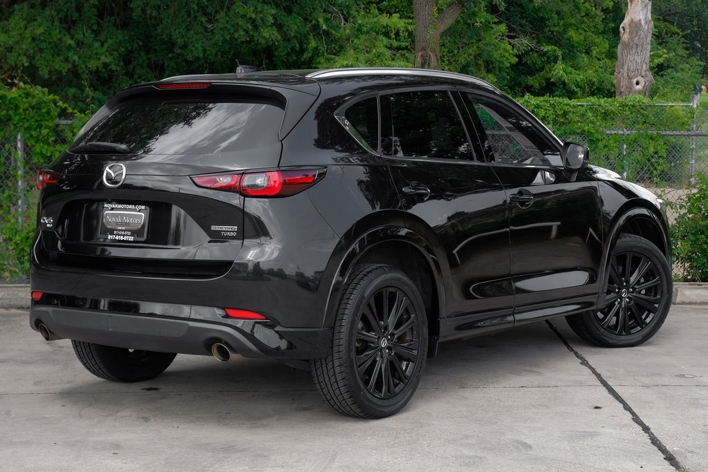 Vehicle image 9 of 71