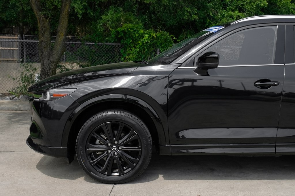 Vehicle image 14 of 71