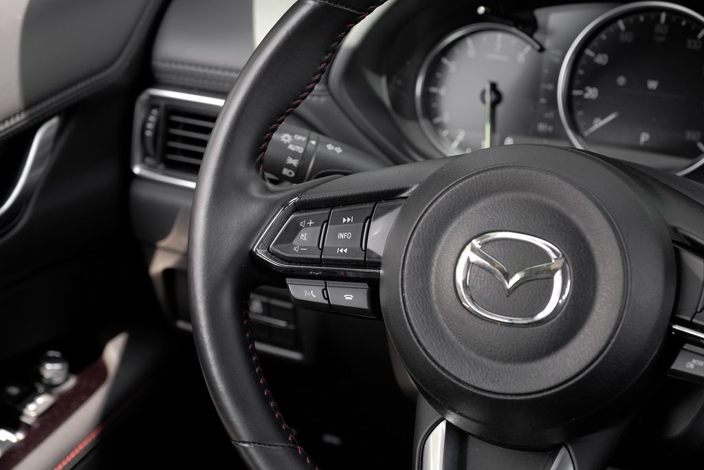 Vehicle image 39 of 71