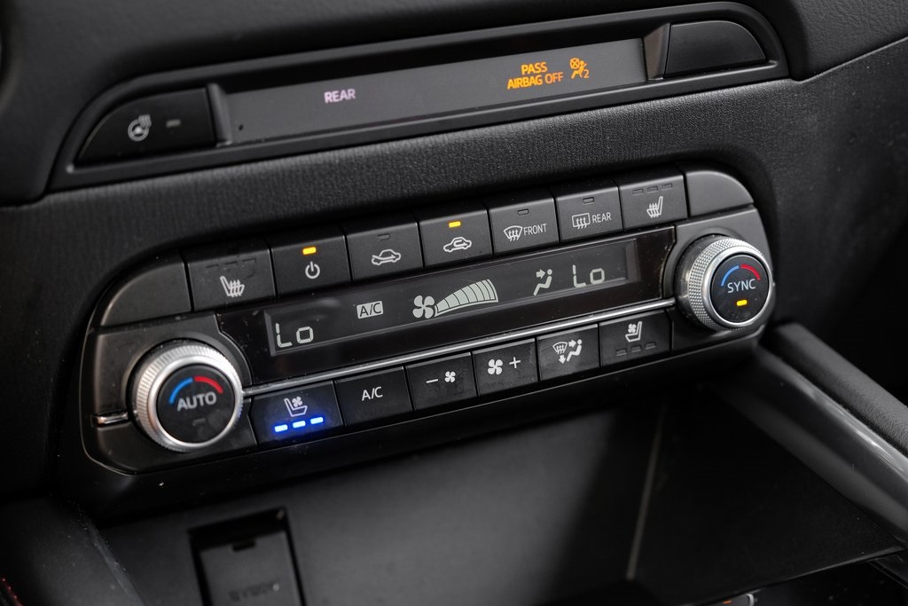Vehicle image 59 of 71