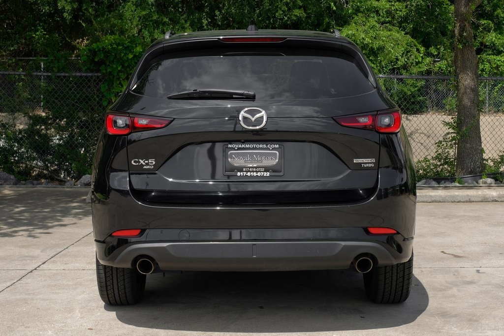 Vehicle image 11 of 71