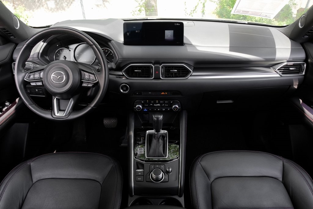 Vehicle image 35 of 71