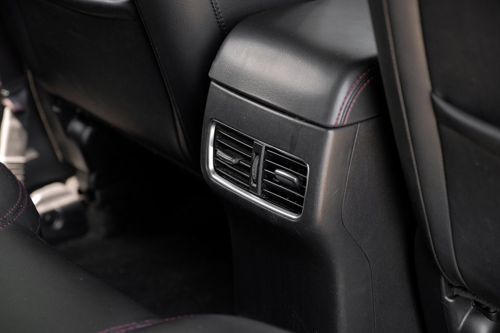 Vehicle image 55 of 71