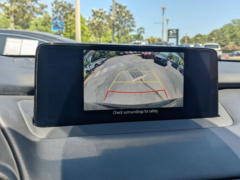 Vehicle image 22 of 30