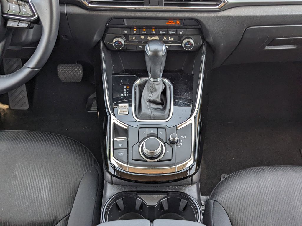 Vehicle image 21 of 30