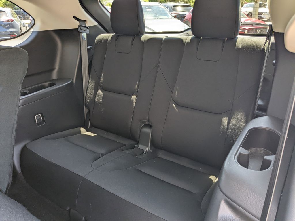 Vehicle image 15 of 30