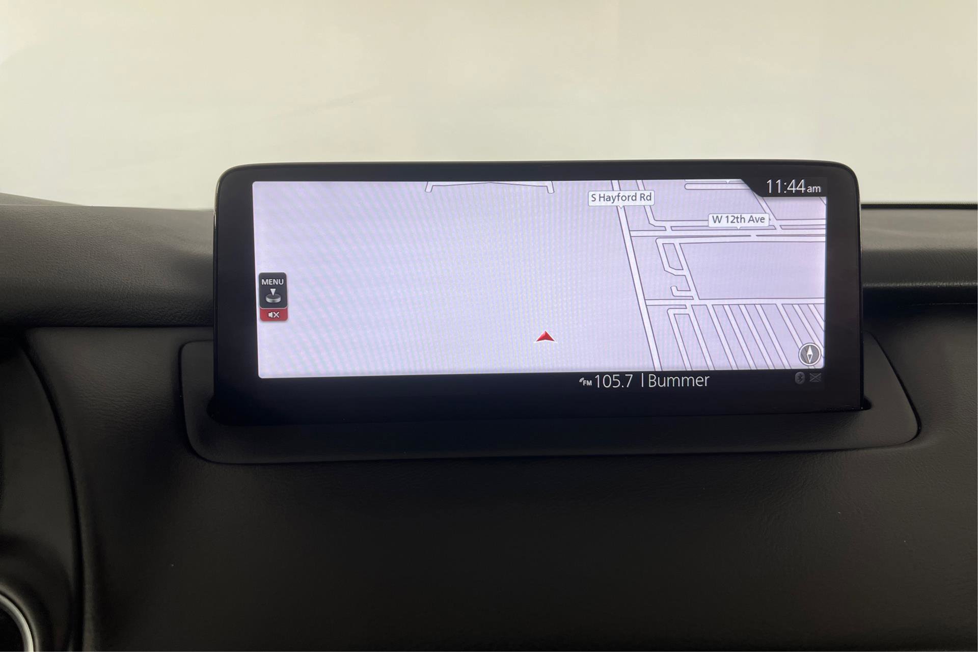 Vehicle image 23 of 28