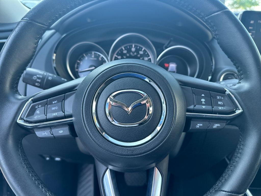 Vehicle image 15 of 34