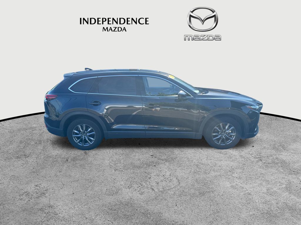 Vehicle image 4 of 34