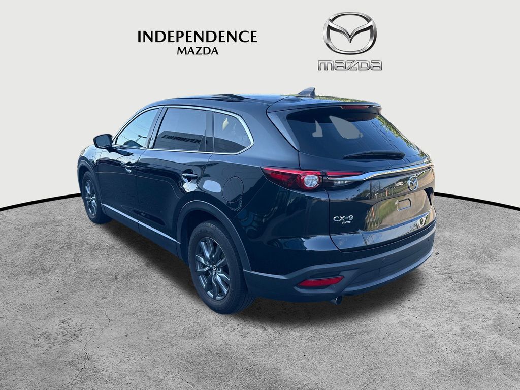 Vehicle image 7 of 34