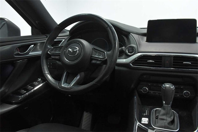 Vehicle image 16 of 34
