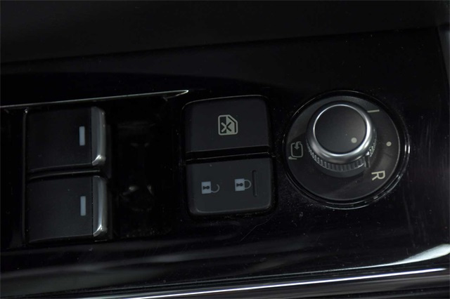 Vehicle image 34 of 34