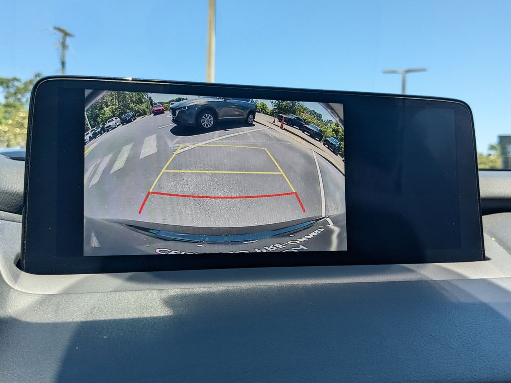 Vehicle image 24 of 34