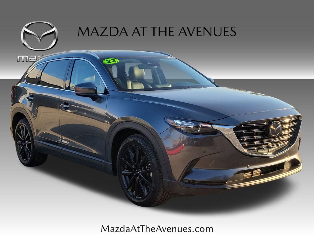 2022 Mazda CX-9 Touring Plus Image 2 of 35