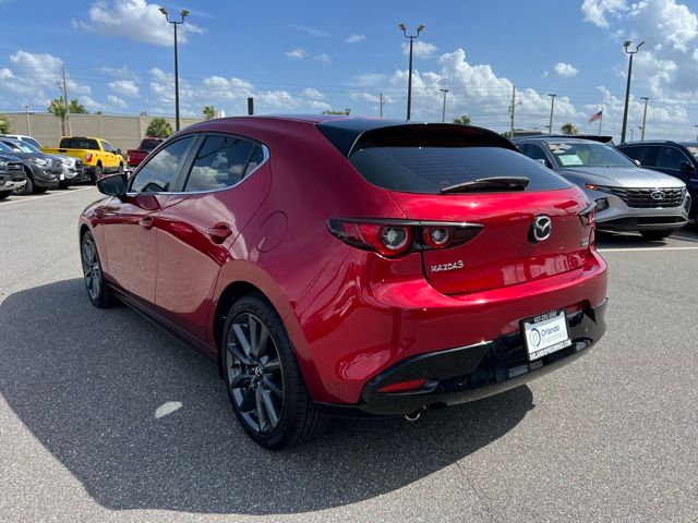 Vehicle image 8 of 46