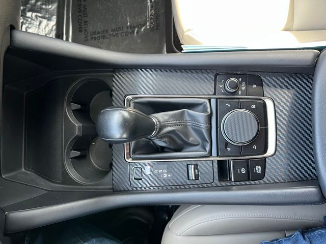 Vehicle image 30 of 46