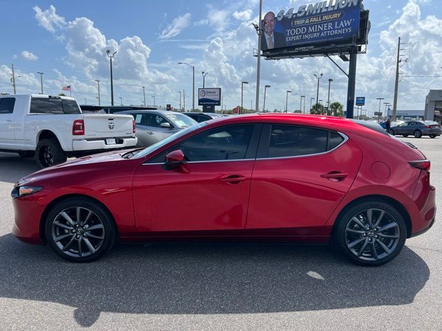 Vehicle image 9 of 46