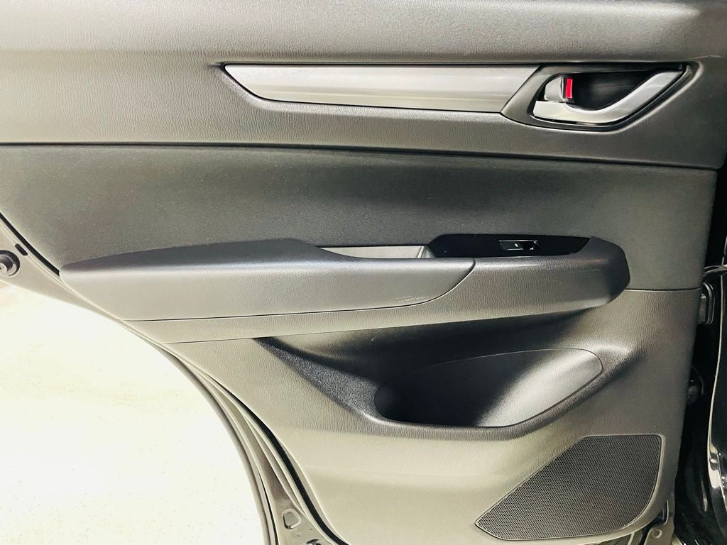 2022 Mazda CX-5 2.5 S Image 40 of 46