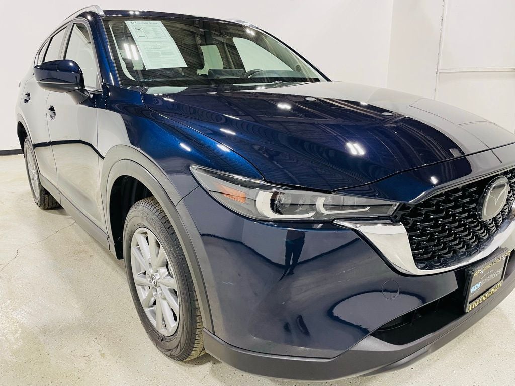 2022 Mazda CX-5 2.5 S Preferred Package Image 10 of 47