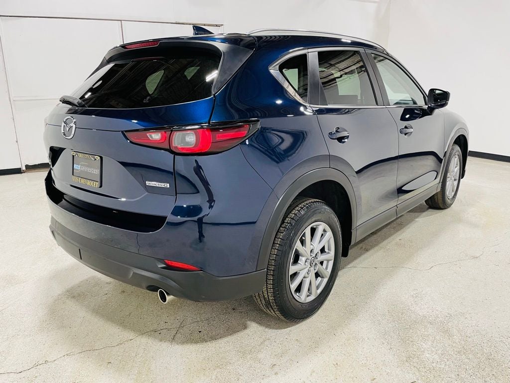 2022 Mazda CX-5 2.5 S Preferred Package Image 12 of 47