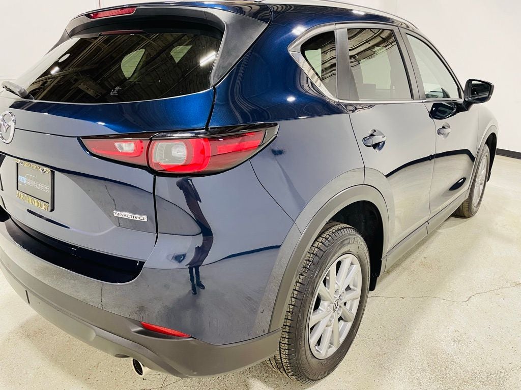 2022 Mazda CX-5 2.5 S Preferred Package Image 13 of 47
