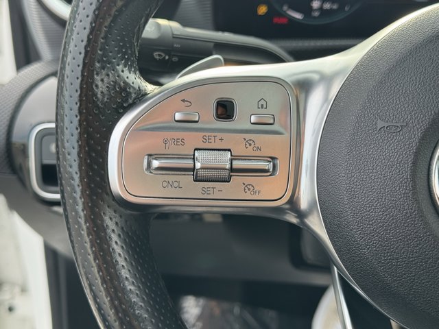 Vehicle image 15 of 27