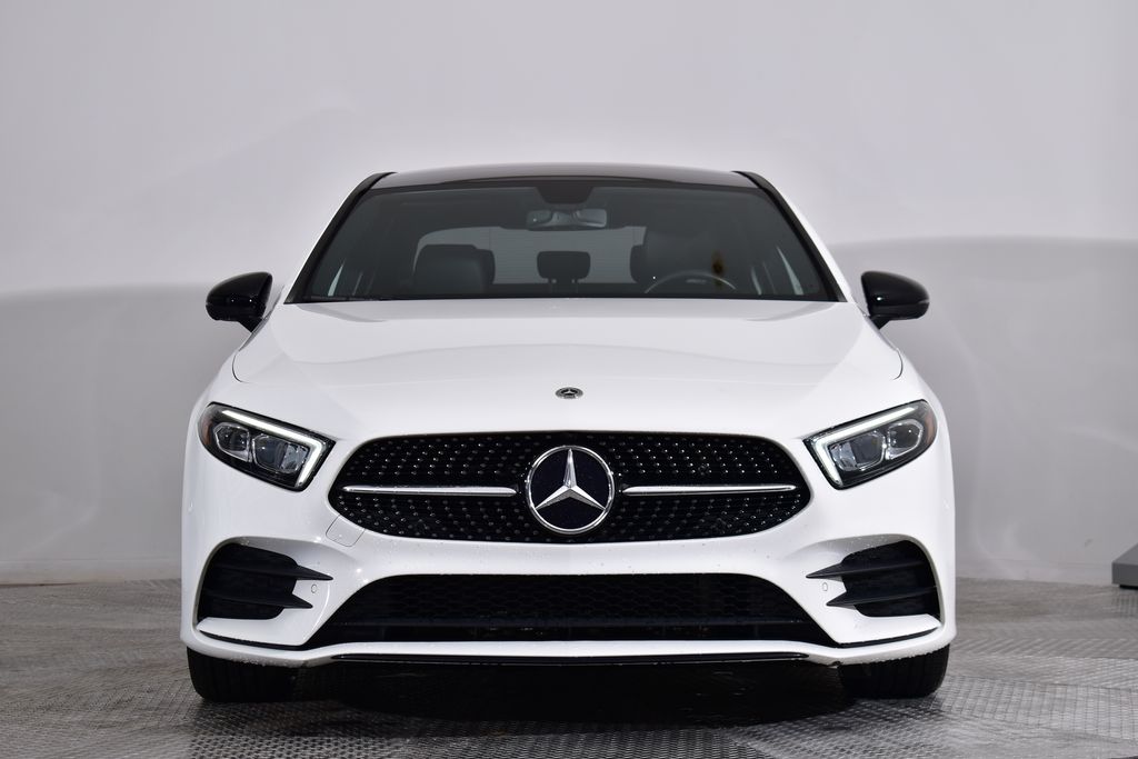 Vehicle image 2 of 21