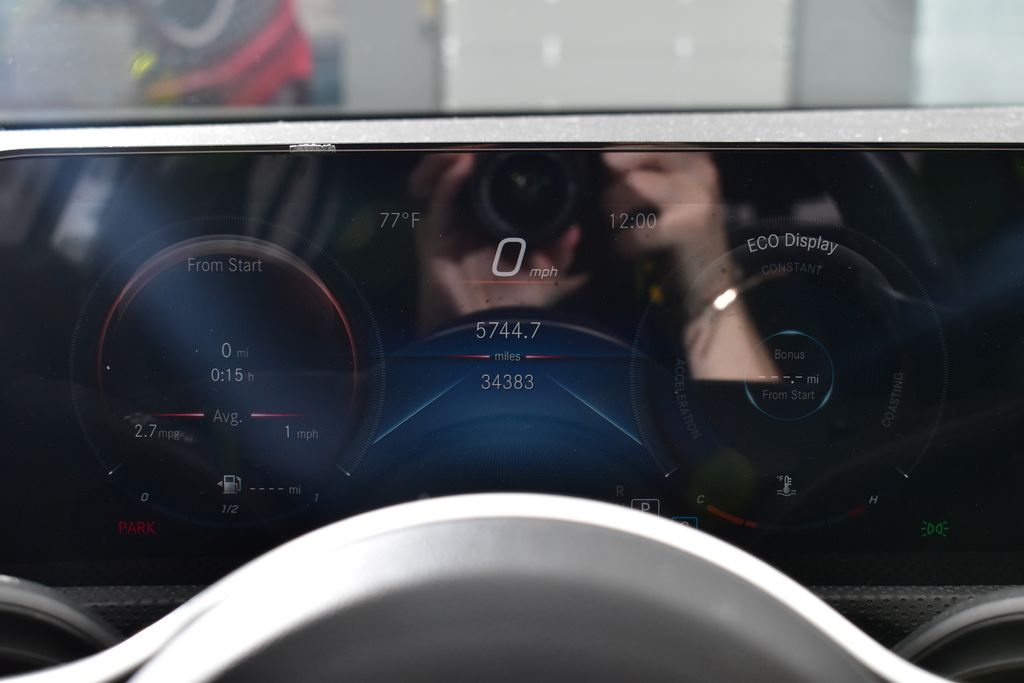 Vehicle image 12 of 21