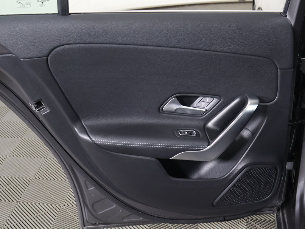Vehicle image 28 of 53