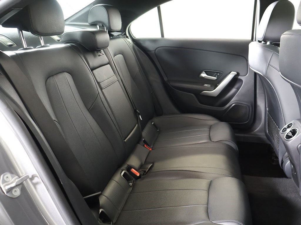 Vehicle image 14 of 53