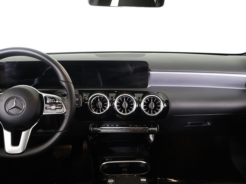 Vehicle image 19 of 53