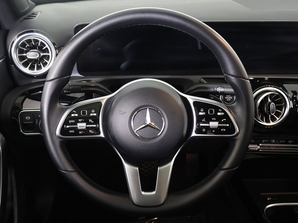 Vehicle image 47 of 53