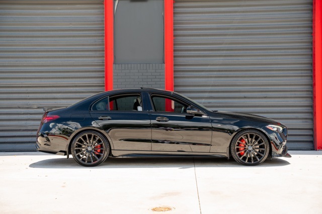 Vehicle image 4 of 30
