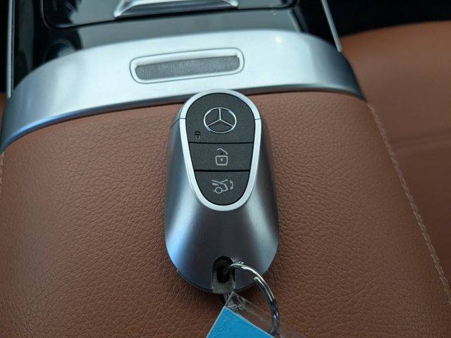 Vehicle image 32 of 32