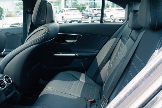 Vehicle image 9 of 20