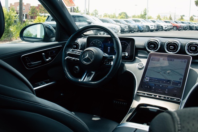 Vehicle image 11 of 20