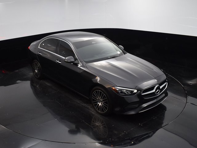 Vehicle image 13 of 40